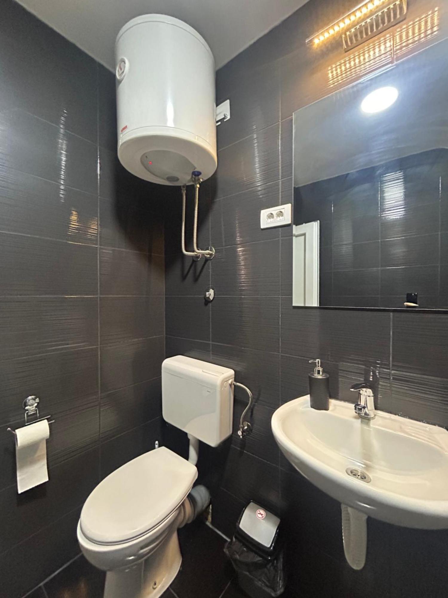 Apartman Diamond Lux Surcin Luaran gambar
